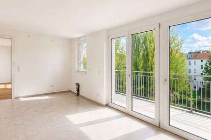 Wohnung Berlin Lichtenberg - 4 Zimmer, 95 m&sup2;, 2.004&euro; | Angebot:27118219