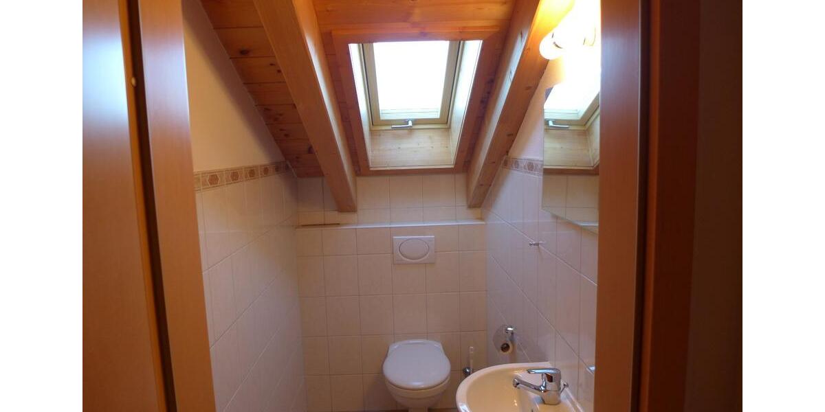 Dachgeschoßwohnung Benediktbeuern - 2.5 Zimmer, 71 m&sup2;, 980&euro; | Angebot:26293170