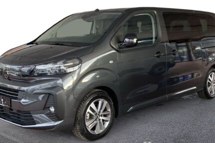 Peugeot Traveller 7.489 km 38.990 &euro; Itzehoe 25524