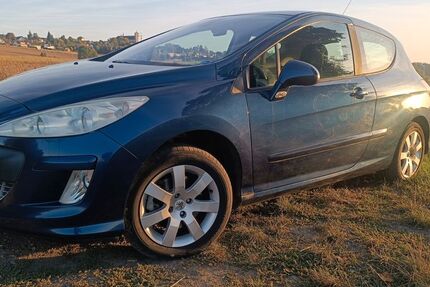 Peugeot 308 140.000 km 3.990 &euro; Münstermaifeld 56294