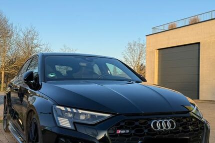Audi RS3 65.000 km 49.500 &euro; Föhren 54343
