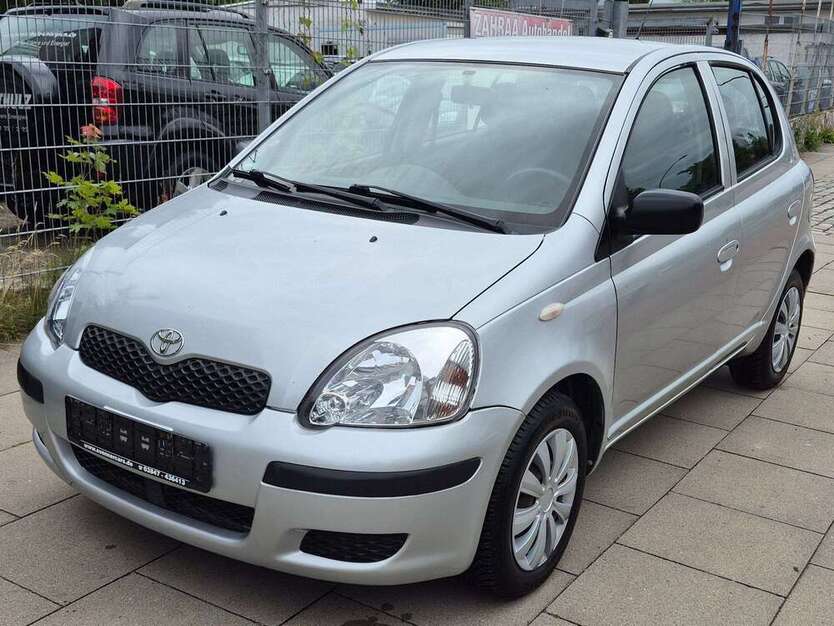 Yaris