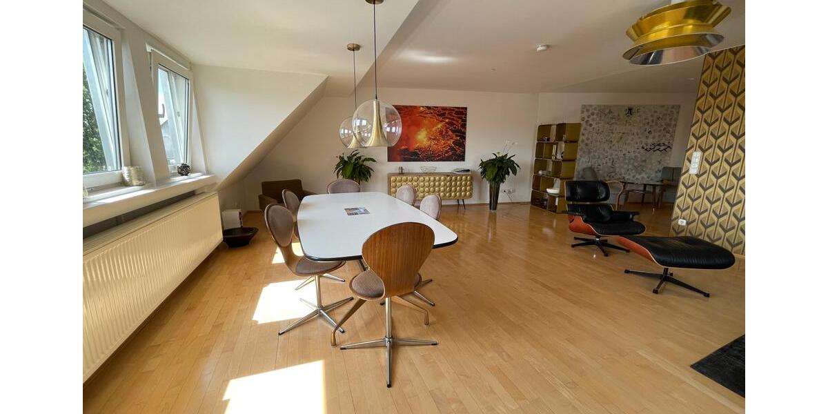 Dachgeschoßwohnung München Maxvorstadt - 3 Zimmer, 140 m&sup2;, 1.900&euro; | Angebot:26035484