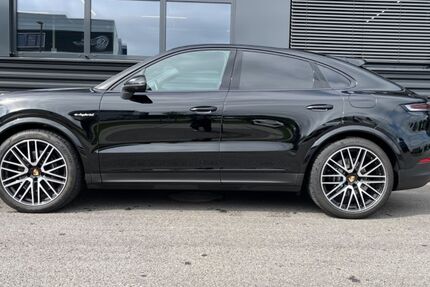 Porsche Cayenne 7.800 km 123.780 € Passau 94032