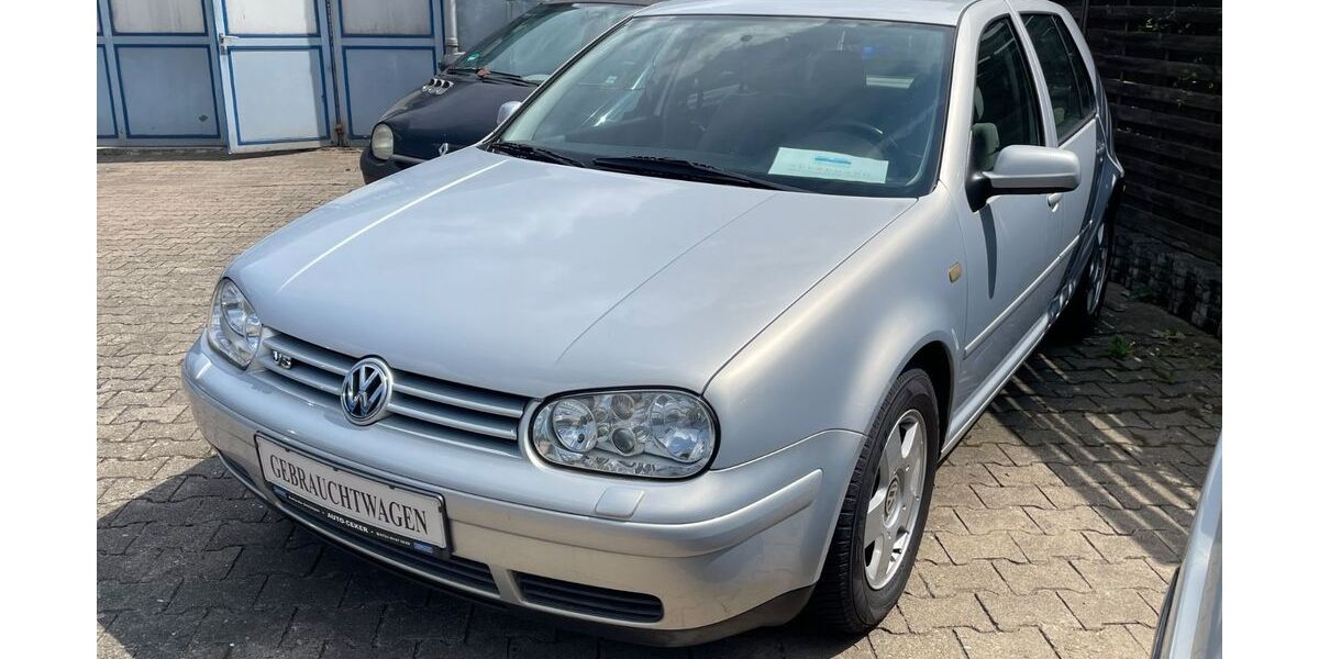 VW Golf 116.000 km 5.990 &euro; Karlsruhe-Grötzingen 76229