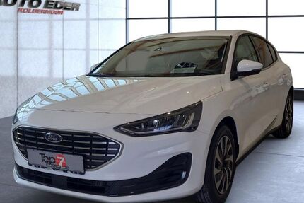 Ford Focus 13.762 km 21.880 &euro; Rosenheim 83022