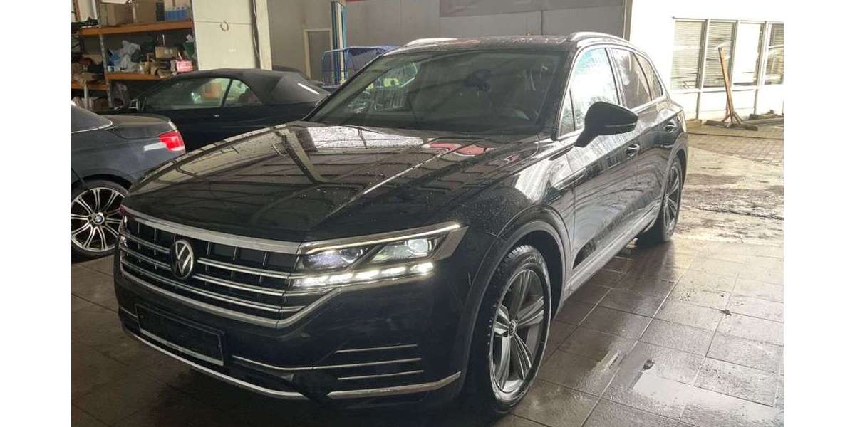 VW Touareg 167.300 km 32.999 &euro; Hamburg 21107