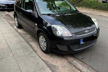 Ford Fiesta 34.648 km 4.200 &euro; Hamburg 22117