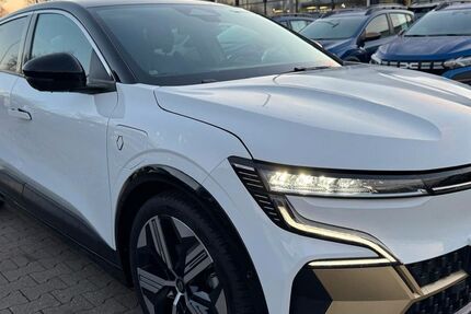 Renault Megane 60.800 km 24.990 &euro; Wiesmoor 26639