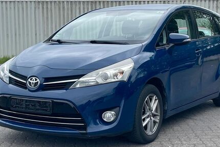 Toyota Verso 240.000 km 3.800 &euro; Stuhr 28816