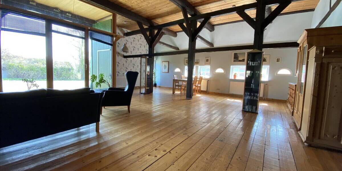 Einfamilienhaus Heinbockel / Hagenah Heinbockel - 1 Zimmer, 326 m&sup2;, 670.000&euro; | Angebot:26450286