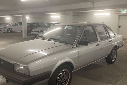VW Santana