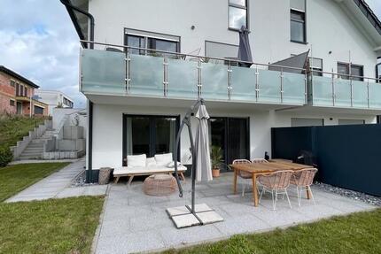 Moderne Wohnung - zur Zwischenmiete zimmer