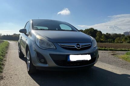 Opel Corsa 124.000 km 3.799 &euro; Bad Vilbel 61118