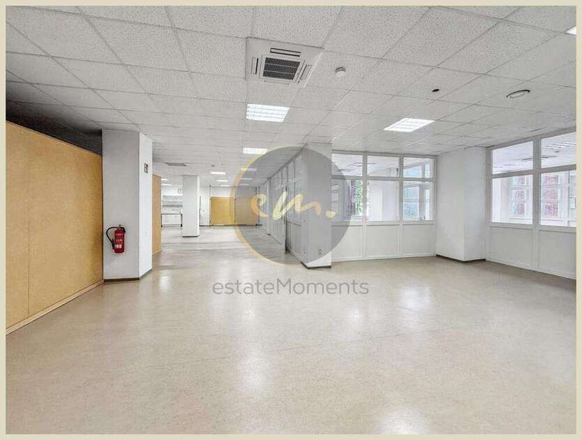 Büro in Berlin 1.190.000 € 327.3 m²