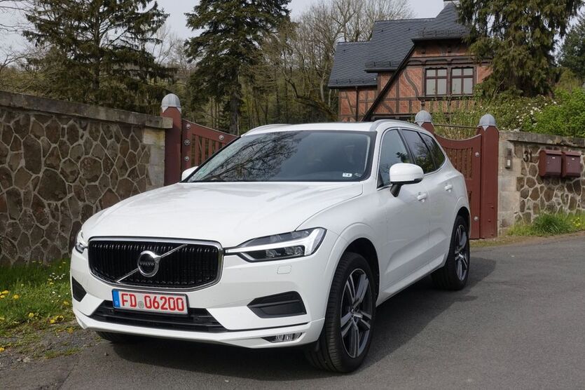 Volvo XC60 84.500 km 31.590 € Fulda 36043