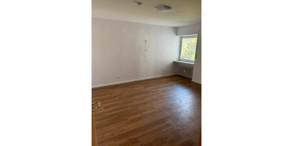 Etagenwohnung Bettenfeld - 3 Zimmer, 75 m&sup2;, 650&euro; | Angebot:26380823