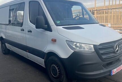 Mercedes-Benz Sprinter 294.000 km 13.950 &euro; Ulm 89075