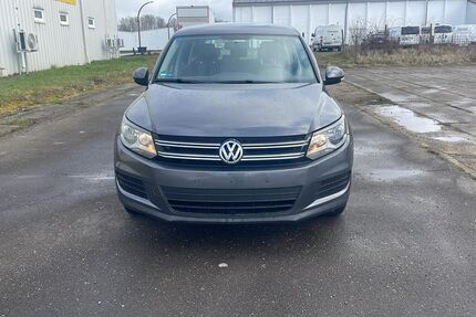 VW Tiguan 87.000 km 10.600 &euro; Schwerin 19059