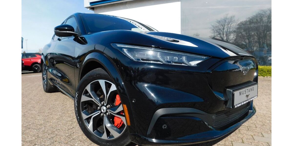 Ford Mustang Mach-E 64.000 km 33.990 &euro; Brake 26919