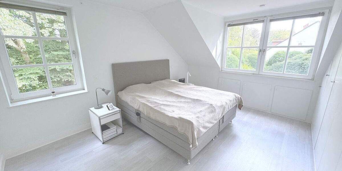 Reihenendhaus Hamburg Rissen - 7 Zimmer, 200 m&sup2;, 870.000&euro; | Angebot:25374612