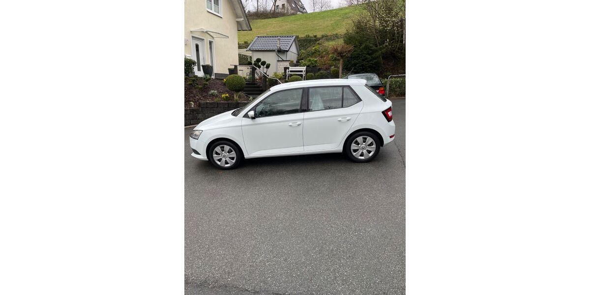 Skoda Fabia 79.000 km 9.300 &euro; Balve 58802