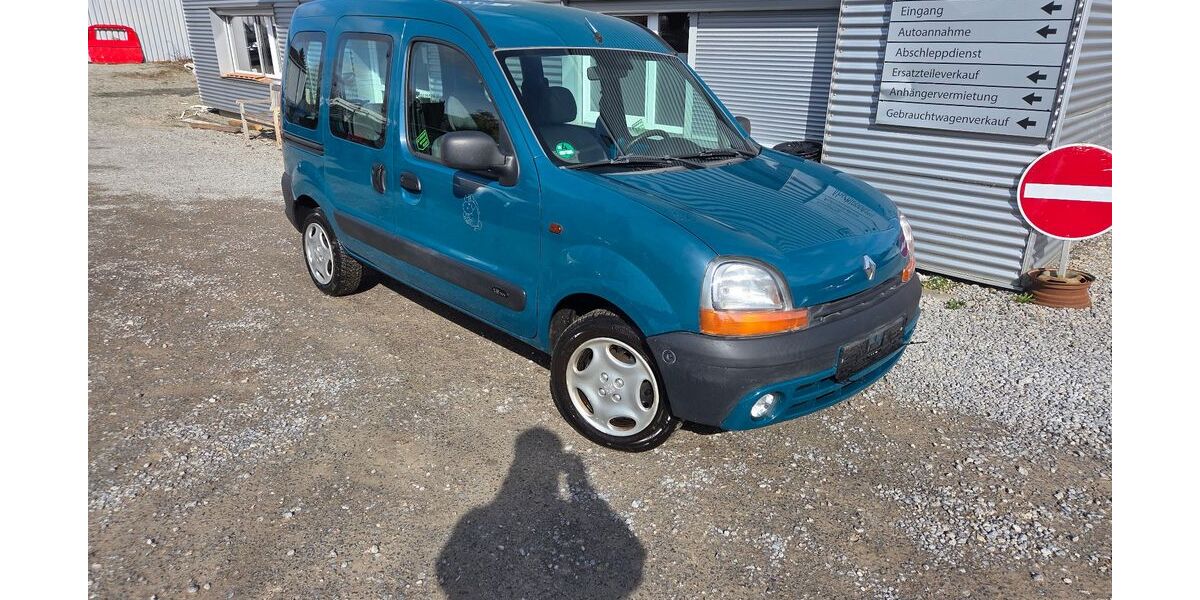 Renault Kangoo 185.426 km 2.499 &euro; Blomberg 32825