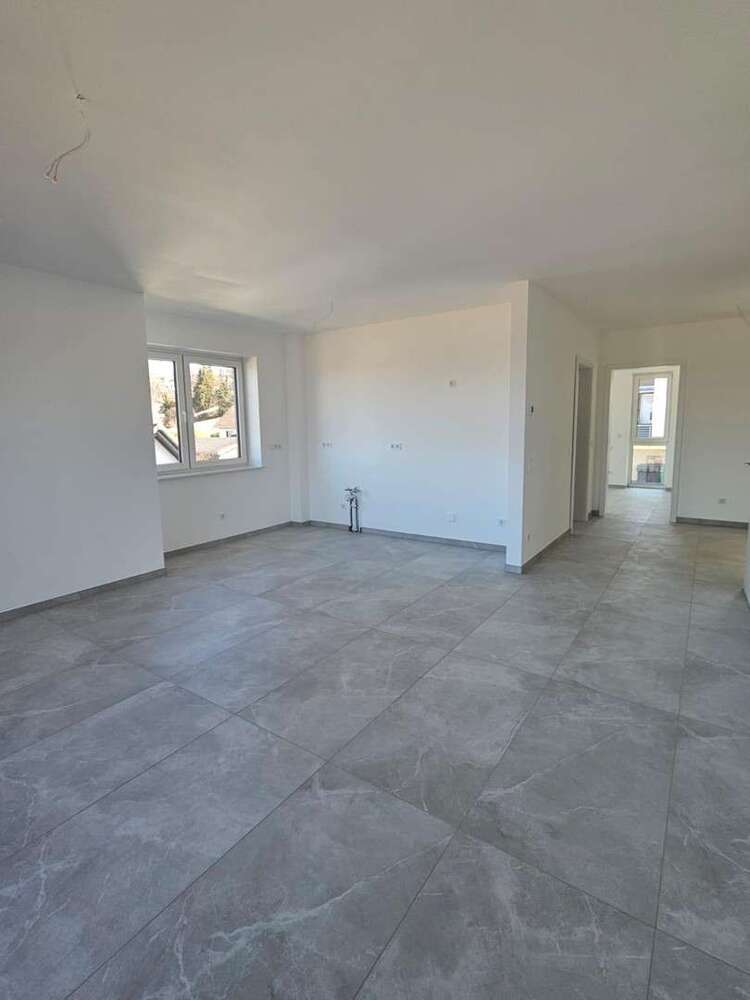 Wohnung zum Mieten in Waldbröl 1.034 € 82 m²