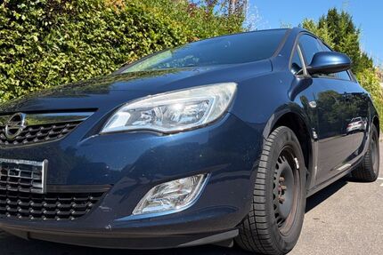 Opel Astra 166.000 km 2.490 &euro; Freiburg 79104