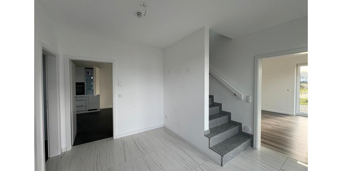 Doppelhaushälfte Fintel - 4 Zimmer, 147 m&sup2;, 1.580&euro; | Angebot:26582080