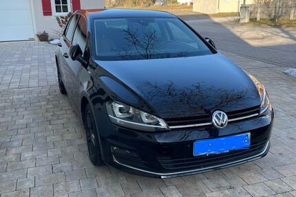 VW Golf 137.000 km 10.250 &euro; Wassertrüdingen 91717