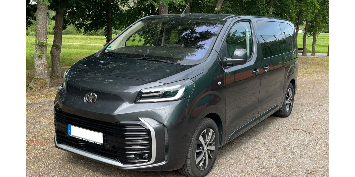 Toyota Proace (Verso) 30.000 km 37.490 &euro; Kallmünz 93183