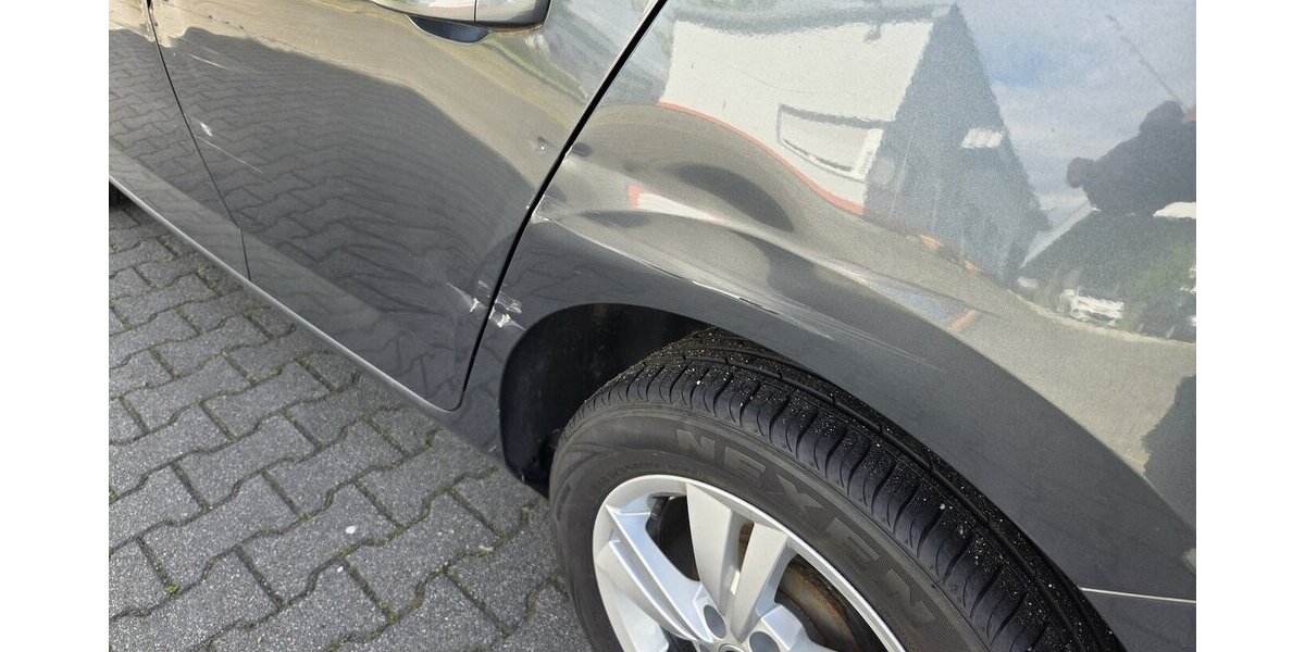 Skoda Fabia 1.0 TSI Car-Play/Android-Auto/Kamera 90.145 km 7.950 &euro; Wilsdruff 01723