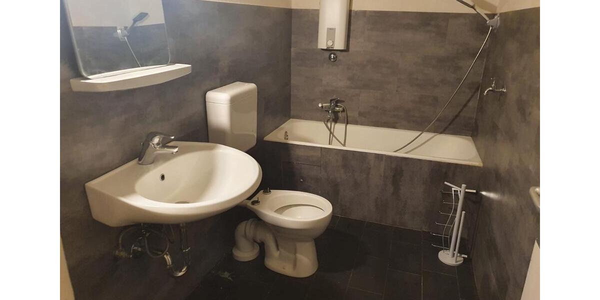 Erdgeschoßwohnung Wesseling - 2 Zimmer, 68 m&sup2;, 980&euro; | Angebot:25853555