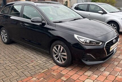 Hyundai i30 74.500 km 15.250 &euro; Versmold 33775