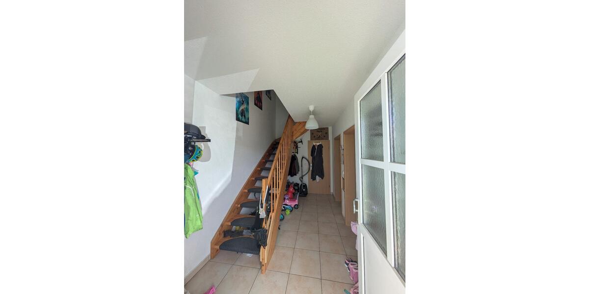 +++TOLLES REIHENMITTELHAUS+GARTEN+MODERNES BAD M. WANNE+GR. KÜCHE+TOLLES WOHNZIMMER++ 4 zimmer