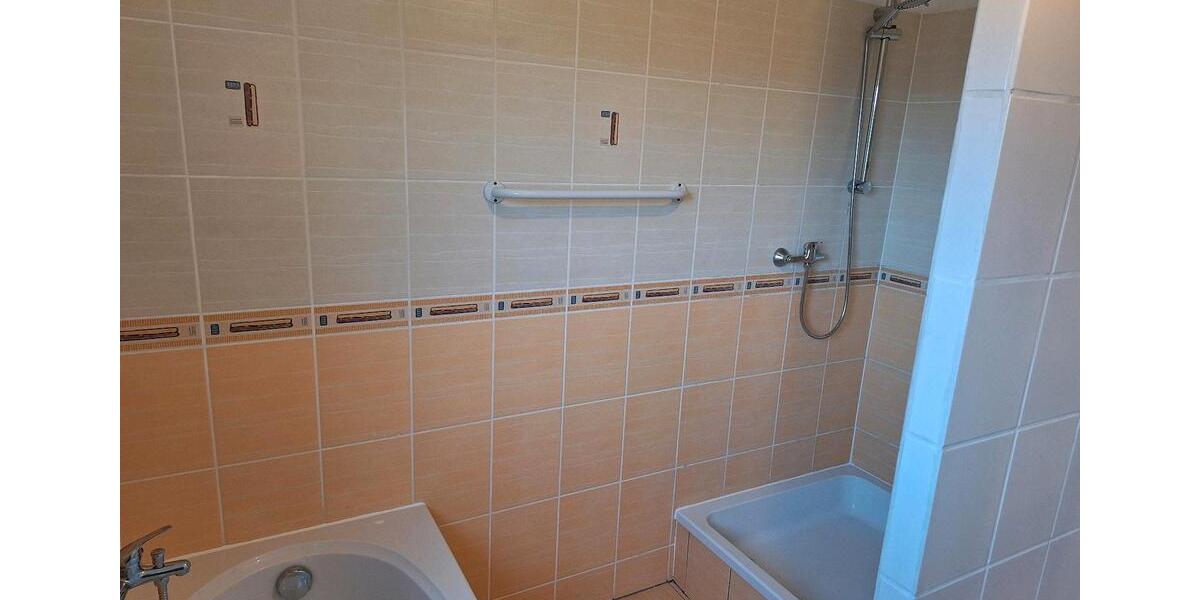 Bungalow Hattert - 4 Zimmer, 100 m&sup2;, 1.250&euro; | Angebot:25621470