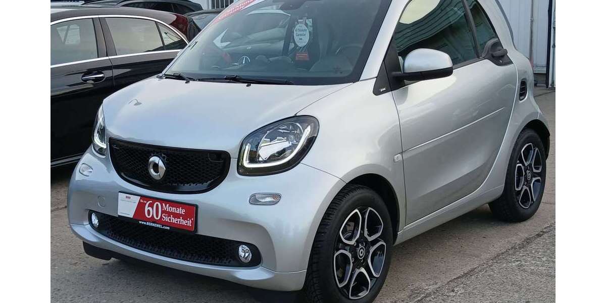 Smart forTwo 45.226 km 17.490 &euro; Berlin 13089