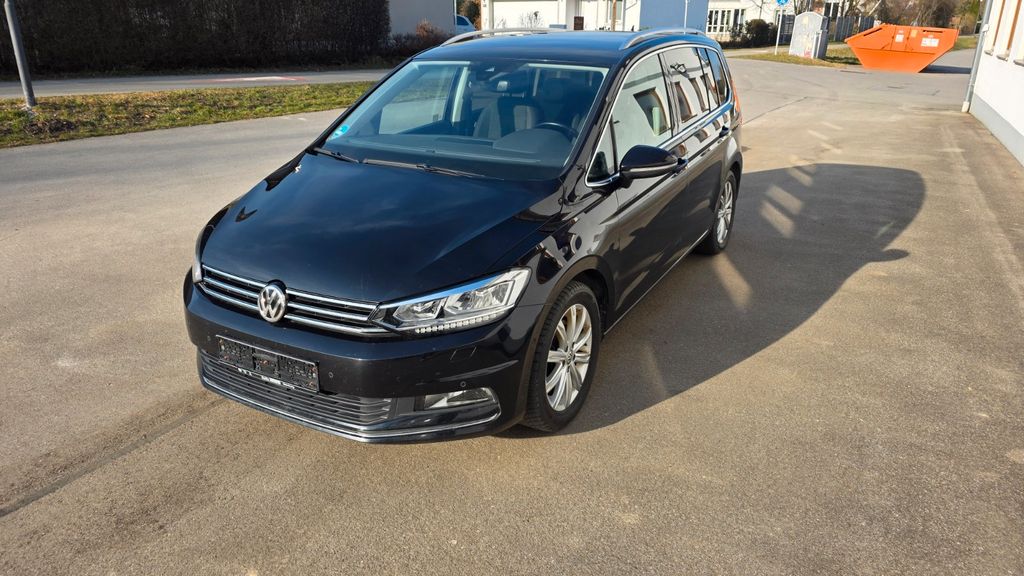 VW Touran 158.000 km 13.900 &euro; Mainburg 84048