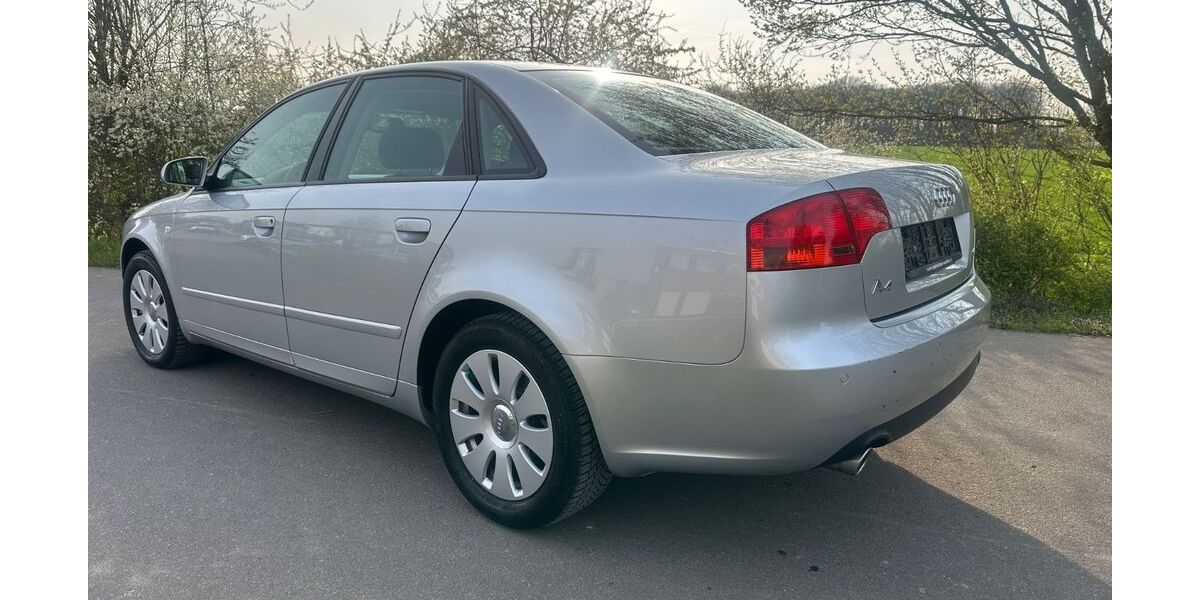 Audi A4 96.200 km 4.950 &euro; Mönchengladbach 41169