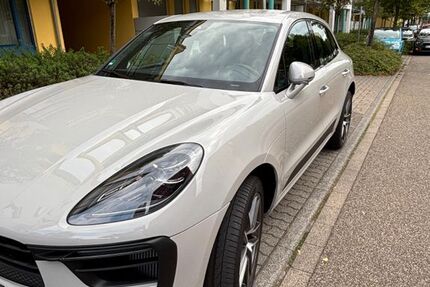 Porsche Macan 31.000 km 68.900 &euro; karlsruhe 76133
