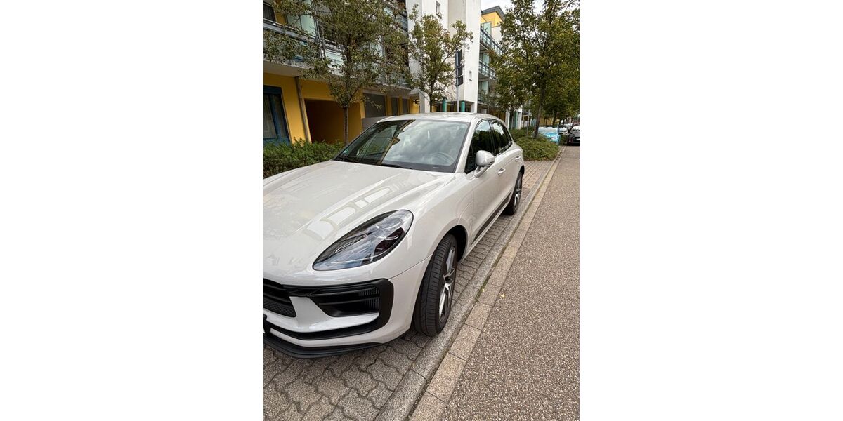 Porsche Macan 31.000 km 68.900 &euro; karlsruhe 76133