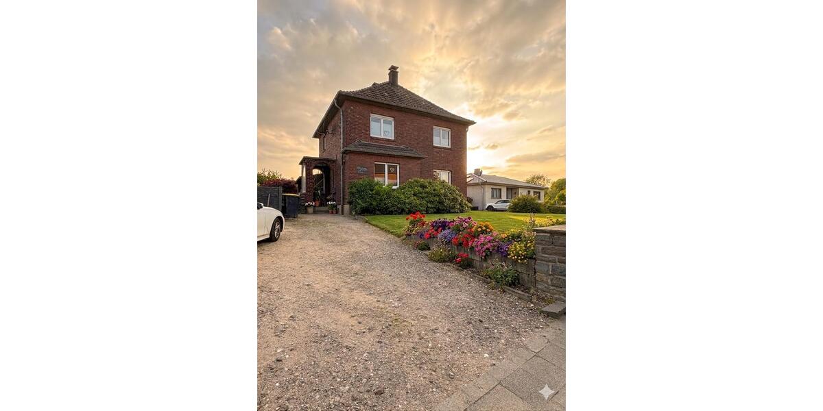 Einfamilienhaus Gangelt - 4 Zimmer, 120 m&sup2;, 289.000&euro; | Angebot:26408828