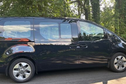Hyundai STARIA 24.874 km 38.690 &euro; Paderborn 33104
