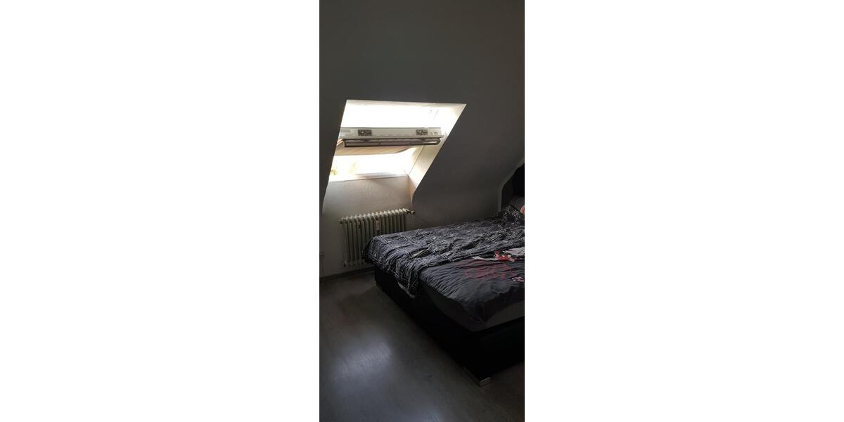 Dachgeschoßwohnung Nettetal - 3 Zimmer, 77 m&sup2;, 490&euro; | Angebot:25439051