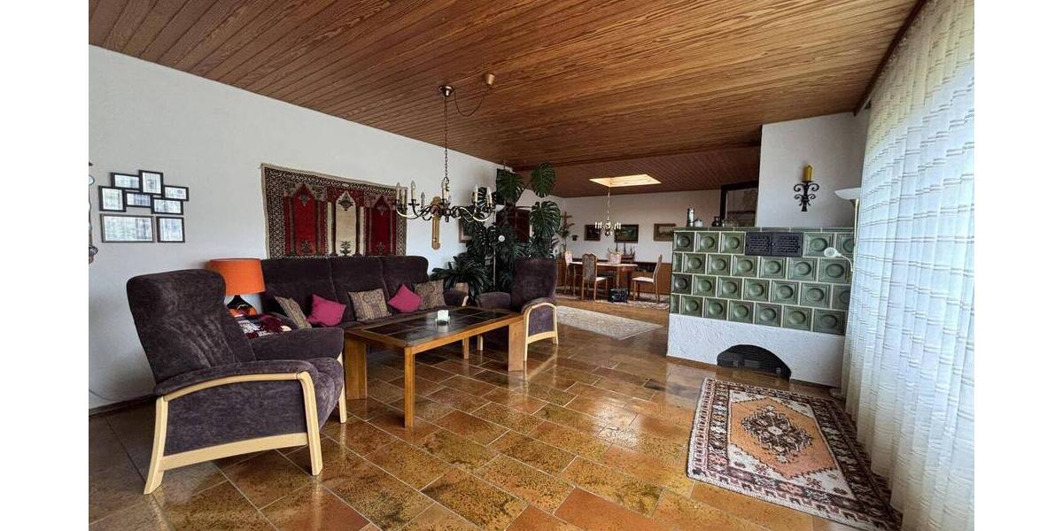 Einfamilienhaus Oberviechtach - 6 Zimmer, 150 m&sup2;, 315.000&euro; | Angebot:26155504