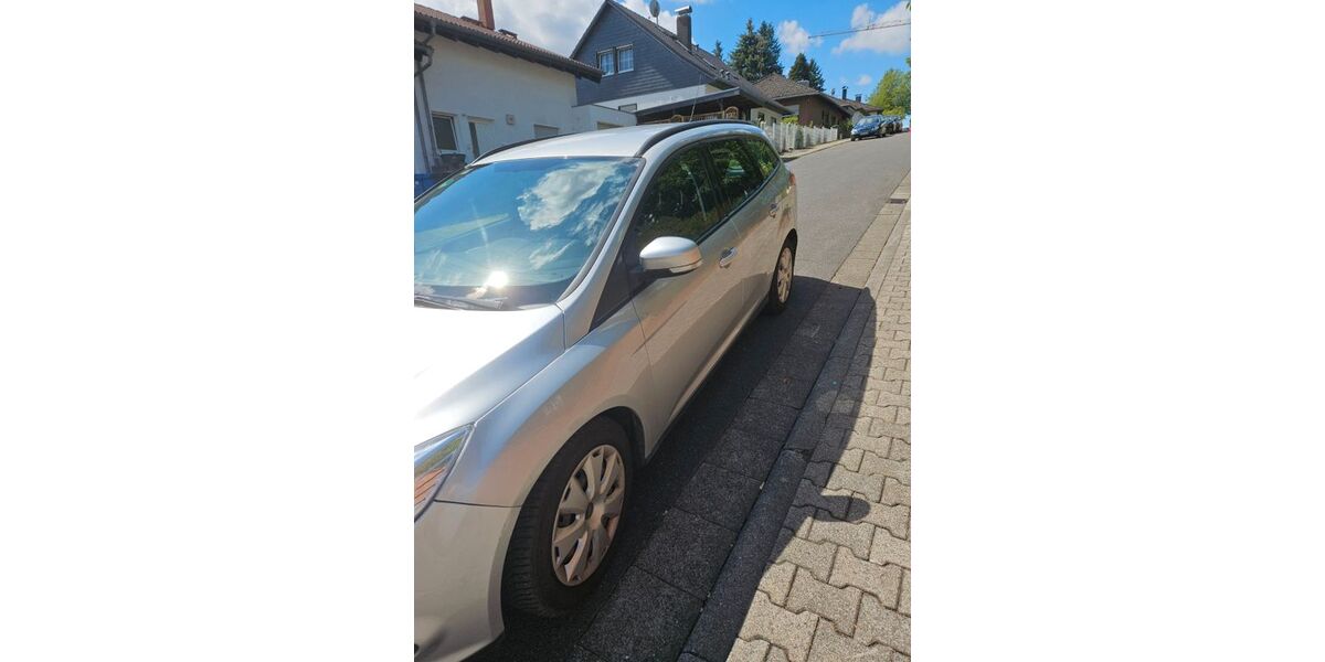 Ford Focus 154.485 km 4.800 &euro; Reichelsheim 64385