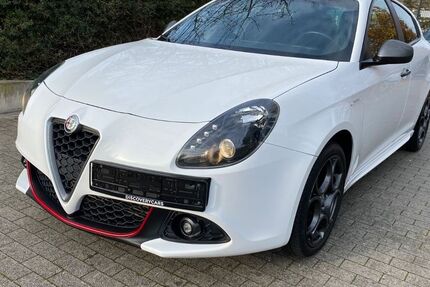 Alfa Romeo Giulietta 154.471 km 12.390 &euro; Berlin 13581