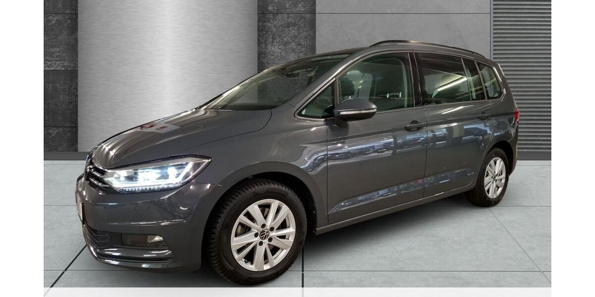 VW Touran 30.818 km 26.940 &euro; Hamburg 22047