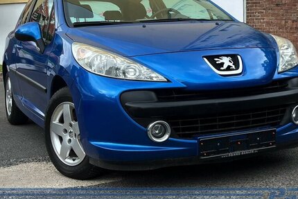 Peugeot 207 Urban Move*Klima*AHK*2-Hand*Radio*